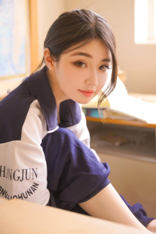 朝气蓬勃的岳母家生活